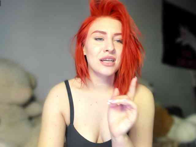 RedheadDevil webcam