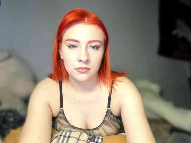 RedheadDevil webcam