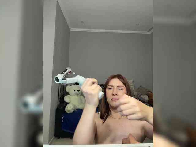 RedheadDevil webcam