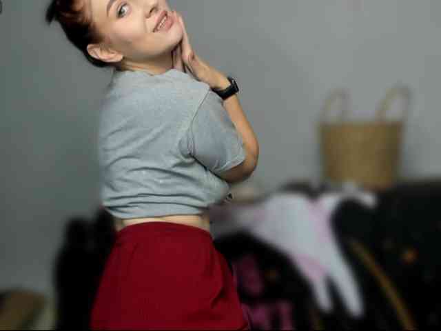 RedheadDevil webcam
