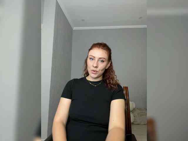 RedheadDevil webcam