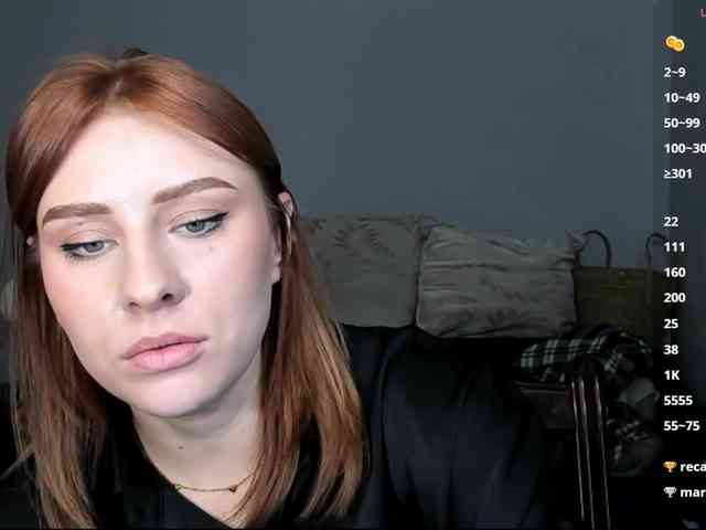RedheadDevil webcam