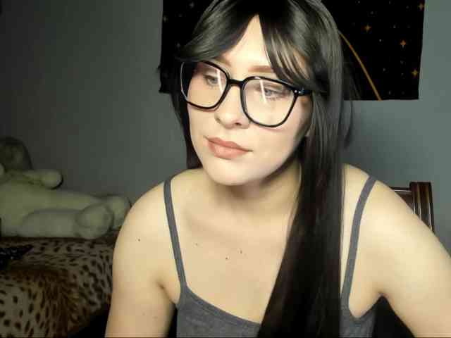 RedheadDevil webcam