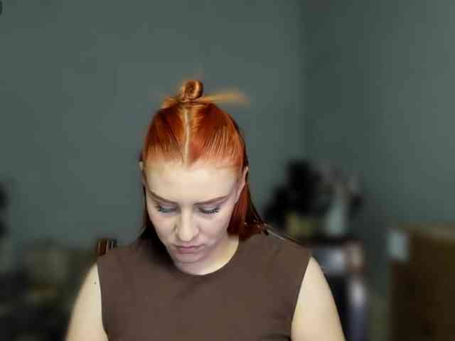 RedheadDevil webcam
