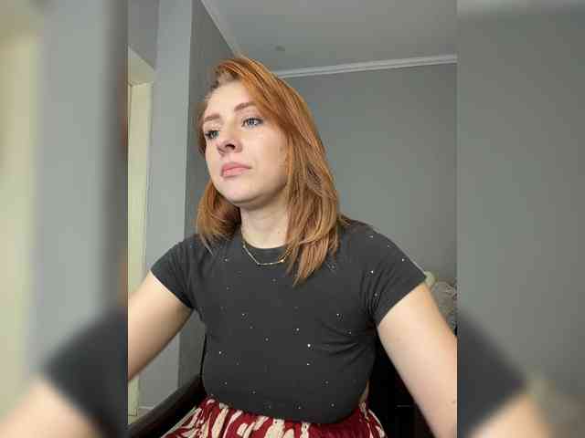 RedheadDevil webcam