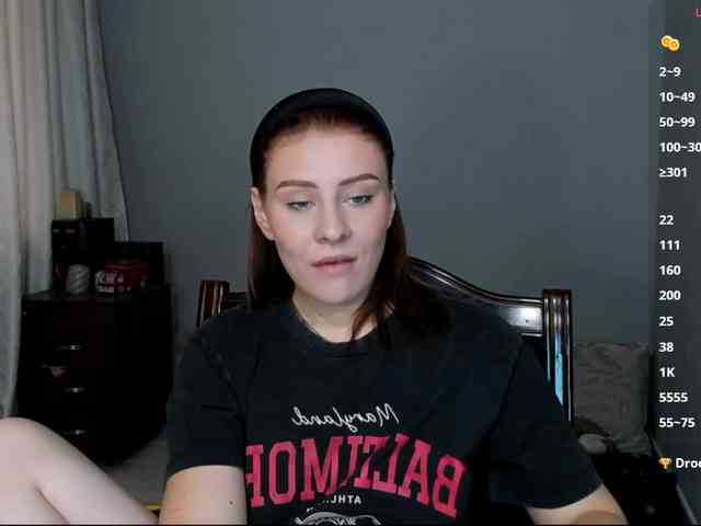 RedheadDevil webcam