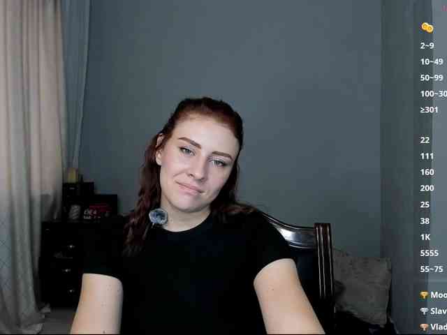 RedheadDevil webcam