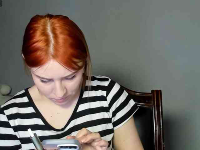 RedheadDevil webcam