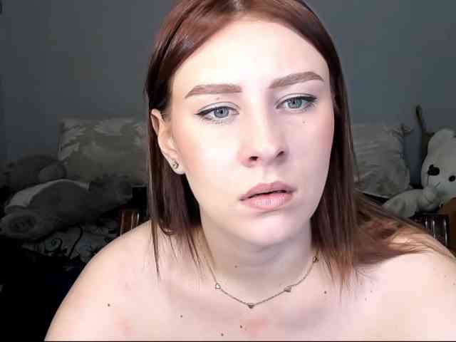 RedheadDevil webcam