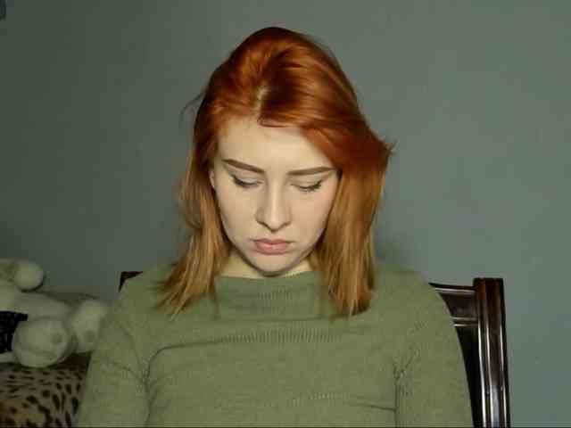RedheadDevil webcam
