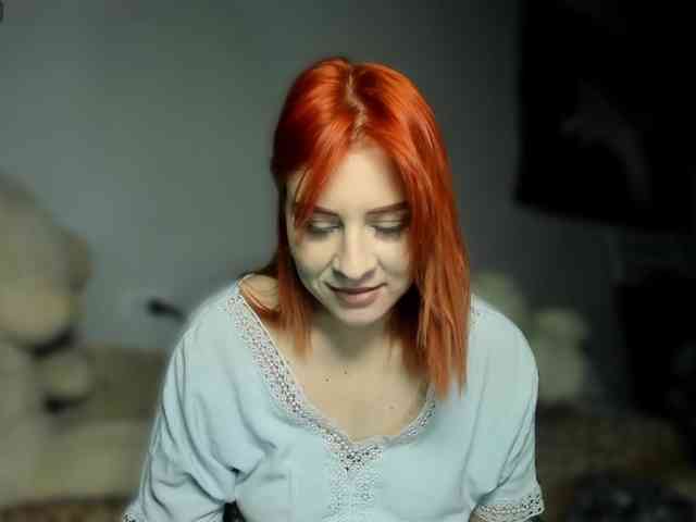 RedheadDevil webcam