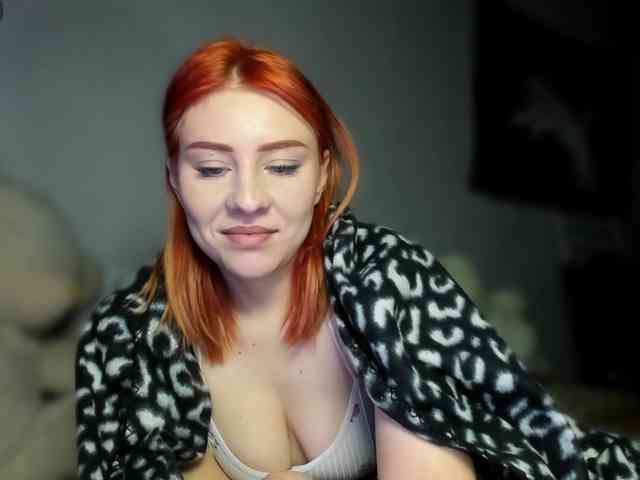 RedheadDevil webcam