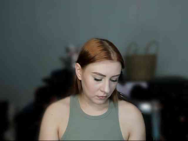 RedheadDevil webcam