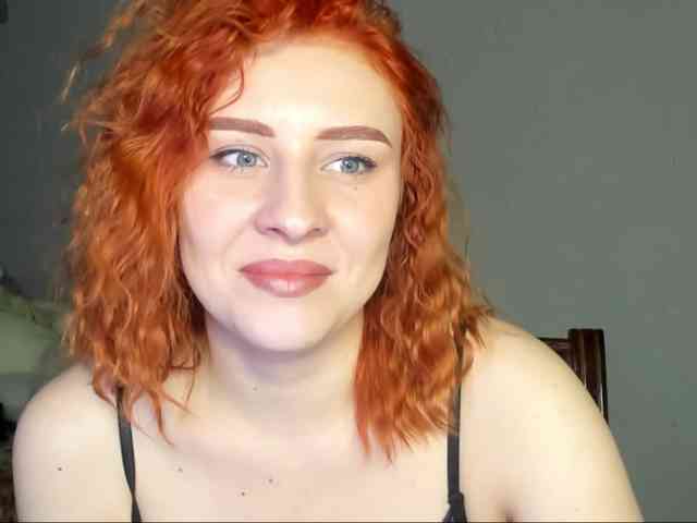 RedheadDevil webcam