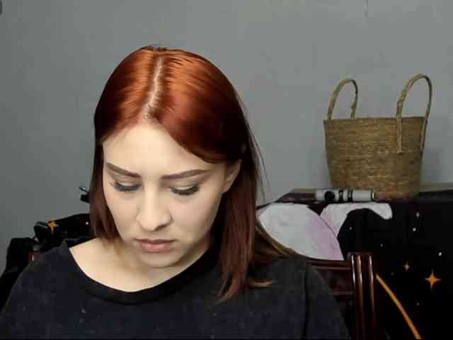 RedheadDevil webcam