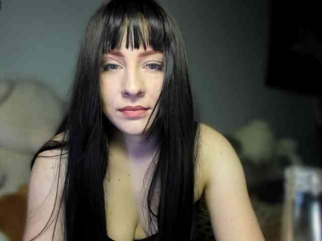 RedheadDevil webcam