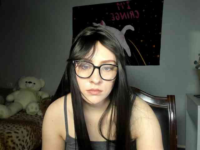 RedheadDevil webcam
