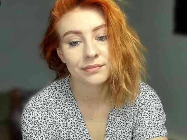 RedheadDevil webcam
