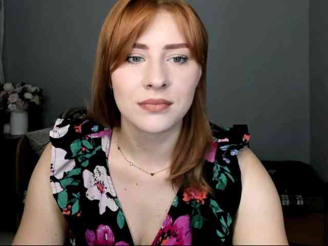 RedheadDevil webcam