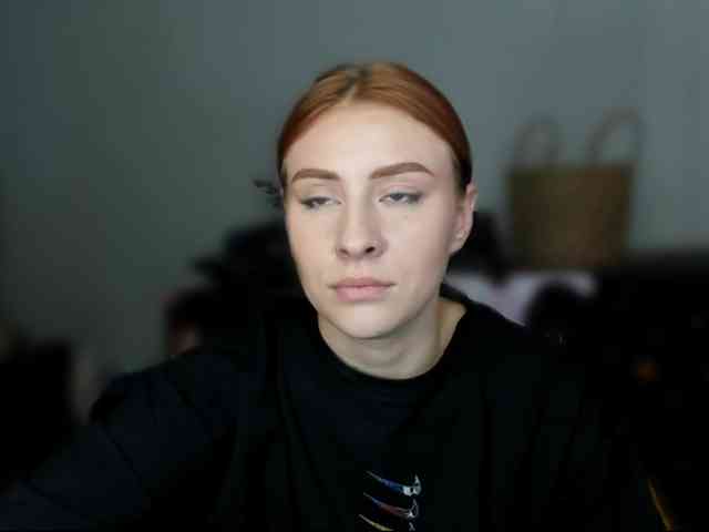 RedheadDevil webcam