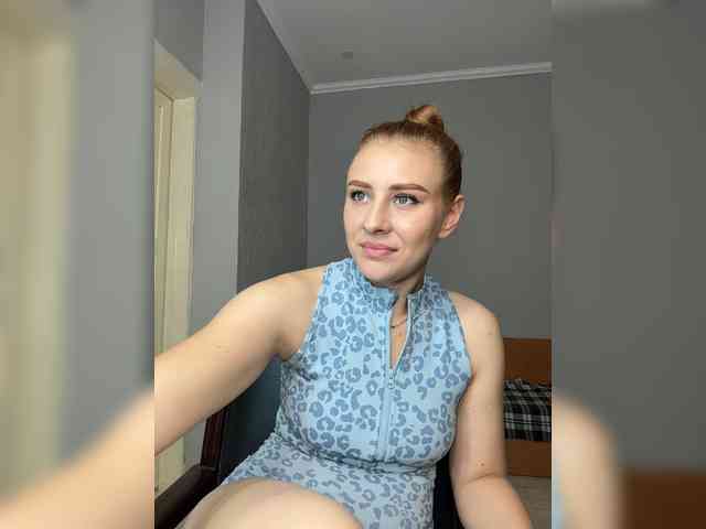 RedheadDevil webcam