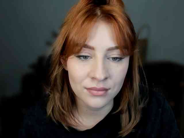 RedheadDevil webcam