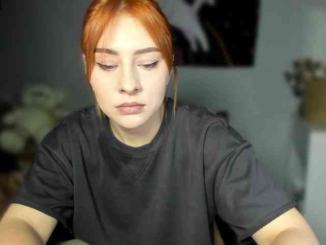 RedheadDevil webcam