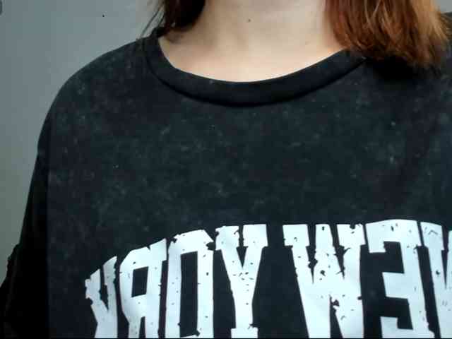 RedheadDevil webcam