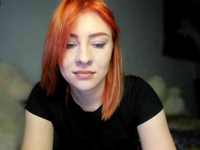 RedheadDevil webcam