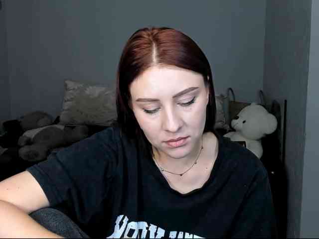 RedheadDevil webcam