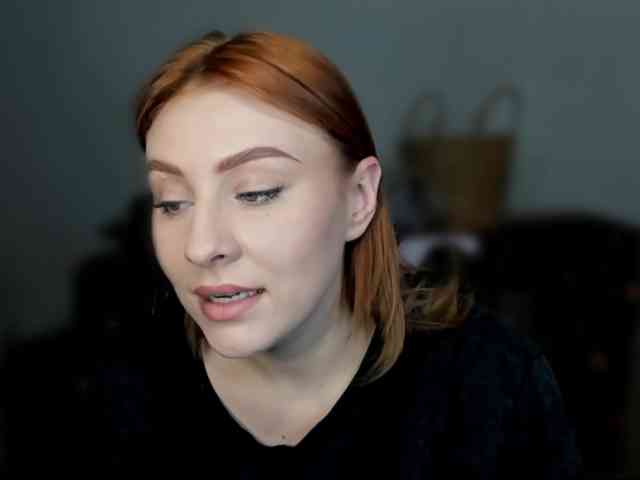 RedheadDevil webcam