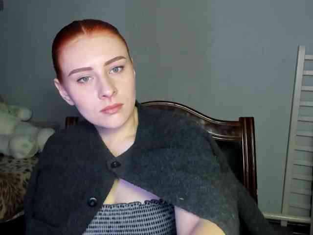 RedheadDevil webcam