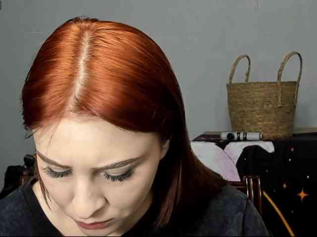 RedheadDevil webcam