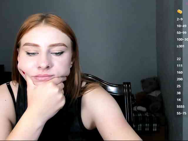 RedheadDevil webcam