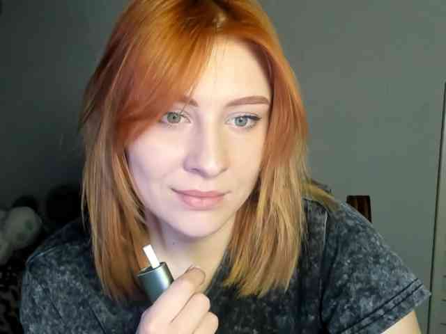 RedheadDevil webcam