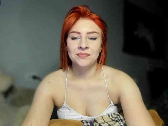 RedheadDevil webcam