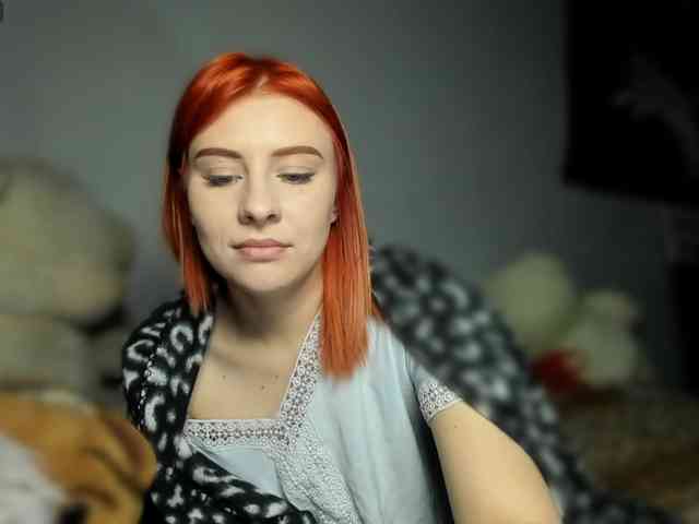 RedheadDevil webcam