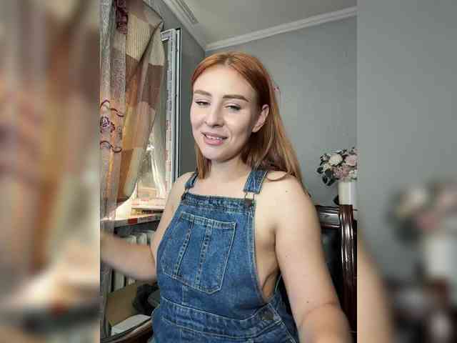 RedheadDevil webcam