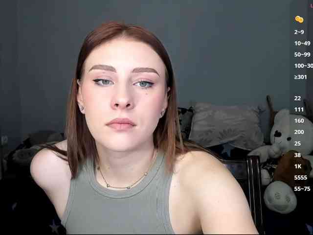 RedheadDevil webcam