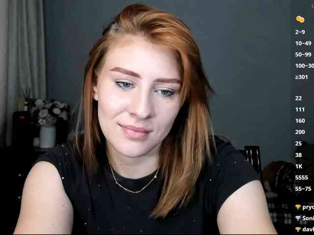 RedheadDevil webcam