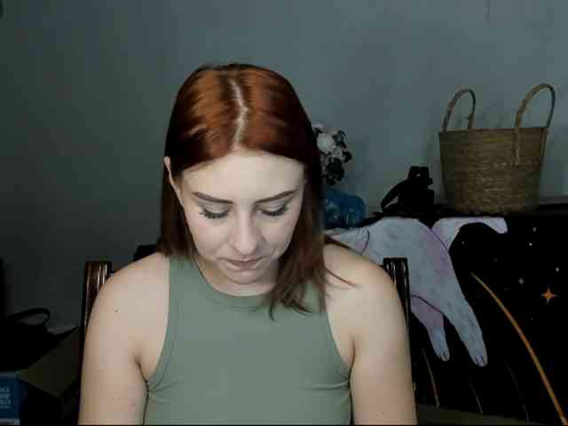 RedheadDevil webcam