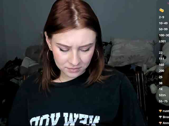 RedheadDevil webcam