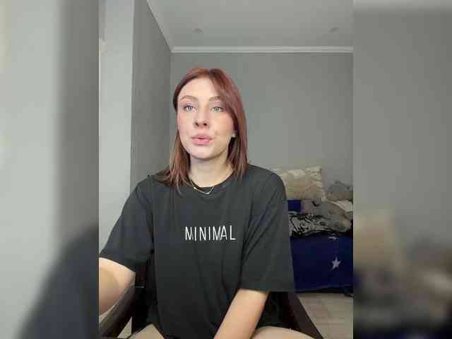 RedheadDevil webcam