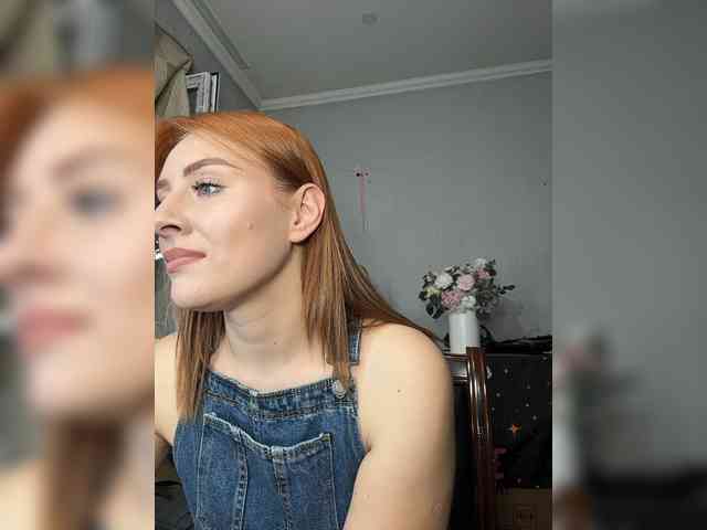 RedheadDevil webcam