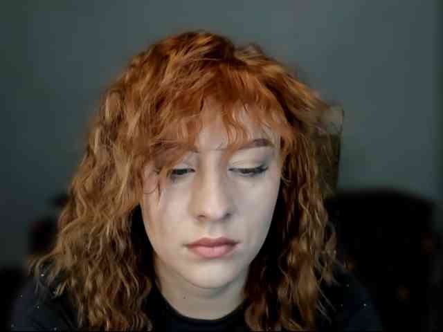 RedheadDevil webcam