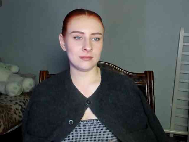 RedheadDevil webcam