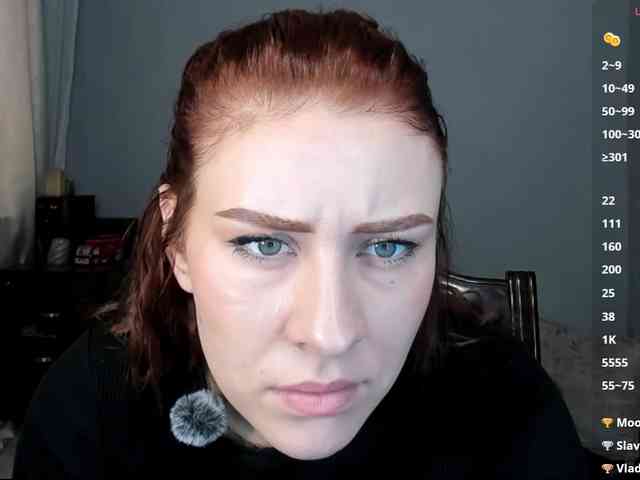 RedheadDevil webcam