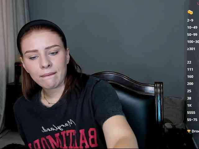RedheadDevil webcam