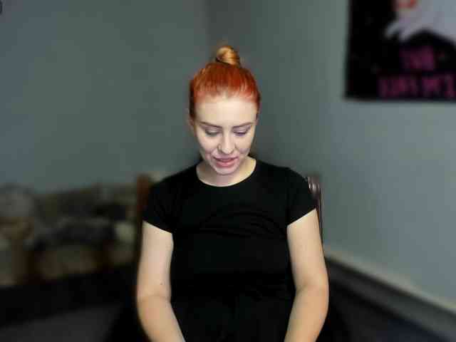 RedheadDevil webcam