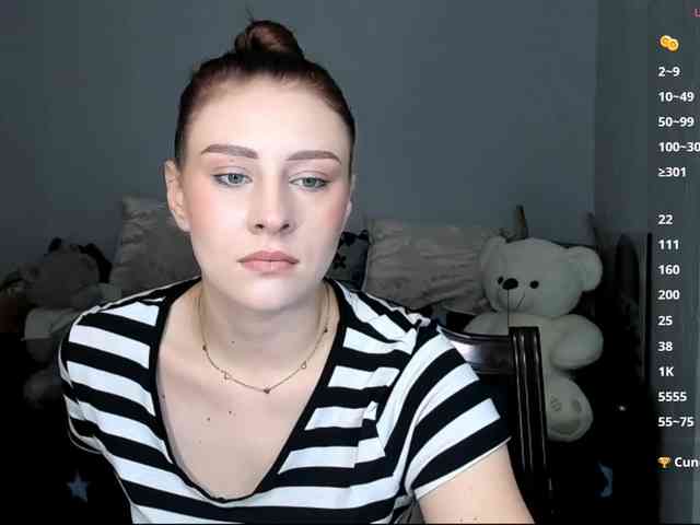 RedheadDevil webcam
